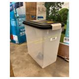 IRIS 33qt/25lb Airtight Pet Food Storage, DAP