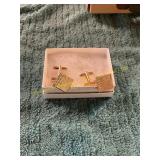 Unverified Vintage Gold Cufflink Set