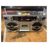 VICTROLA Boombox