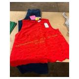 Size 6 Sofia Vegara Jeans, M Eyelet Top