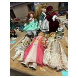 6 dolls