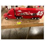 Hyvee Truck and Trailer