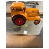 ERTL Minneapolis Moline Comfort Tractor