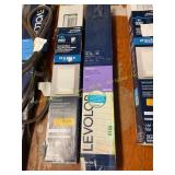 vinyl blind 35x72 & 2in cordless vinyl blind 27x64