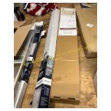 Lot of blinds 35 by 64 and 47 by 64