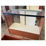 4 ft showcase