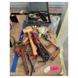 Pipe wrench
