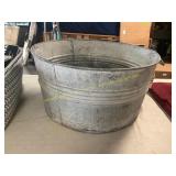 Metal Tub with Handles