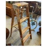 4 ft step ladder