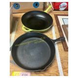 2ct Cast Iron Frying Pans