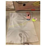 XL Shapermint Spanx