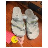 8M Madden Girl Mavli Footbed Sandals