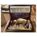 Flatware Set