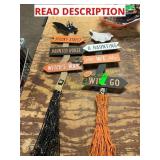 2ct Wooden Halloween Decorations