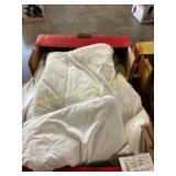 White comforter size unknown
