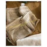 Purely Indulgent 4 piece Cotten hand towel set