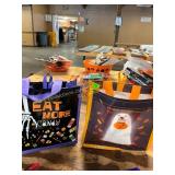 2ct Halloween Gift Bags, Feather Masks