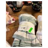 Reversible throw blanket
