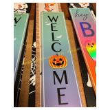 Halloween welcome sign with skeleton