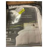 Hotel grand twin comforter