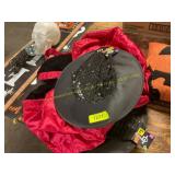 Halloween Witch hats 11ct, cape