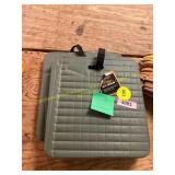 2ct Guidesman Seat Cushions