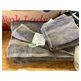Purely Indulgent towel set