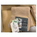 Whitley Willows bath mat