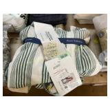 Artist Collection Cotton Gauze Throw