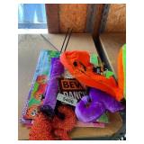 Halloween coloring books,signs
