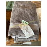 Purely Indulgent bath towels, grey, 2ct