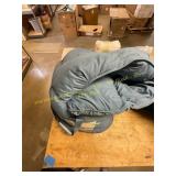 Queen 3pc Polyester Comforter Set, 90x92