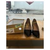 Black heels 3.5 in. Size 8