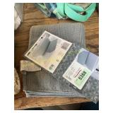 Gray bath mat 24" x 36"