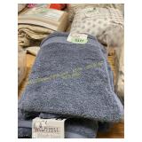 Ct 2 flint stone bath towel 30in x 58in