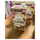 5ct Vanilla Unsweetened Almond Non-Dairy Beverage