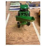 John Deere Tractor w/Bucket