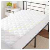 Amazon Basics QuiltTopper Pad Cover - Twin