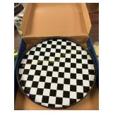 Checker patterned lazy Susan