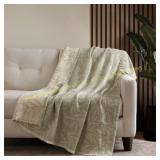 Green 50" x 70" Reversible Cotton Throw