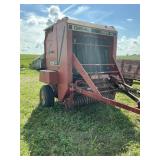 Gehl 1865 baler