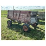 Wood box wagon with end gate seeder