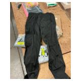 Damaged Betterbe thin joggers M, Black