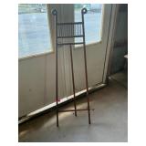 Easel