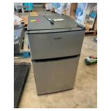 Whirlpool mini fridge (7 day GUAR)