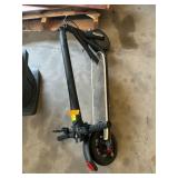 Fluid scooter