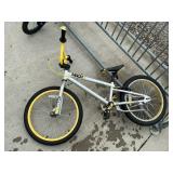 Mach kids bike