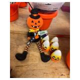 Halloween shelf decor