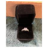 Ladies Size 6 Sparkling Gem Ring