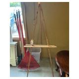 Easel